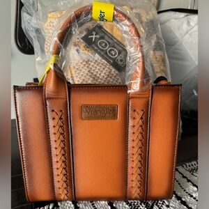 Leather wrangler purse! BRAND NEW!